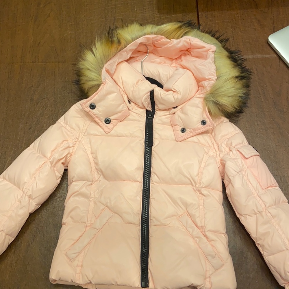 Brand new light pink s13 girls jacket with fur hood size 2T